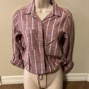 Abercrombie and Fitch long sleeve crop button up top NWT